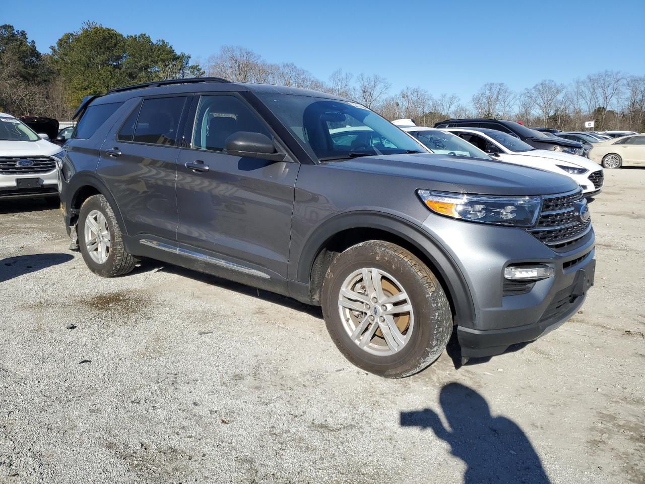 2023 Ford Explorer - Image 4