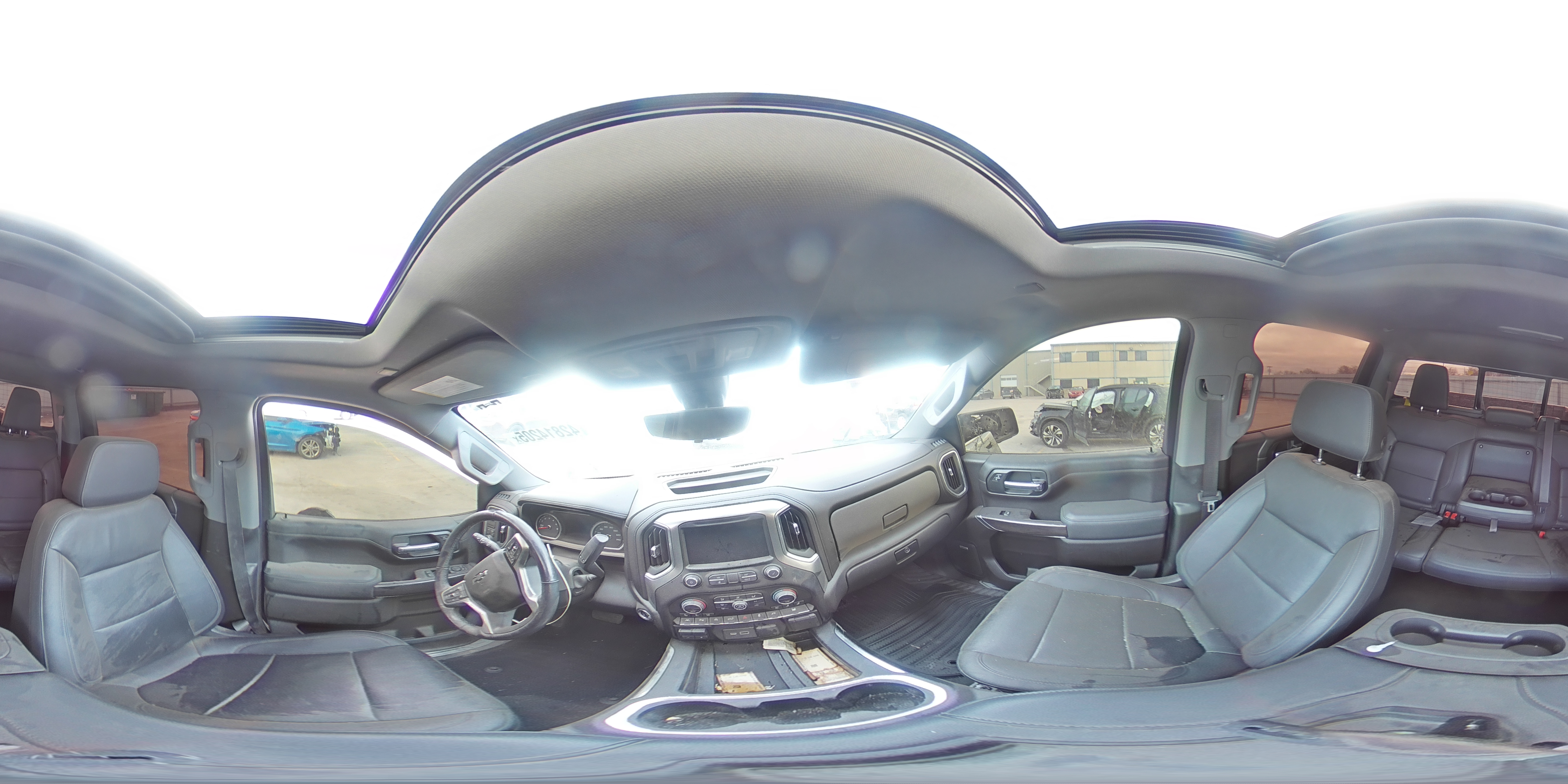 2021 Chevrolet Silverado - Image 13