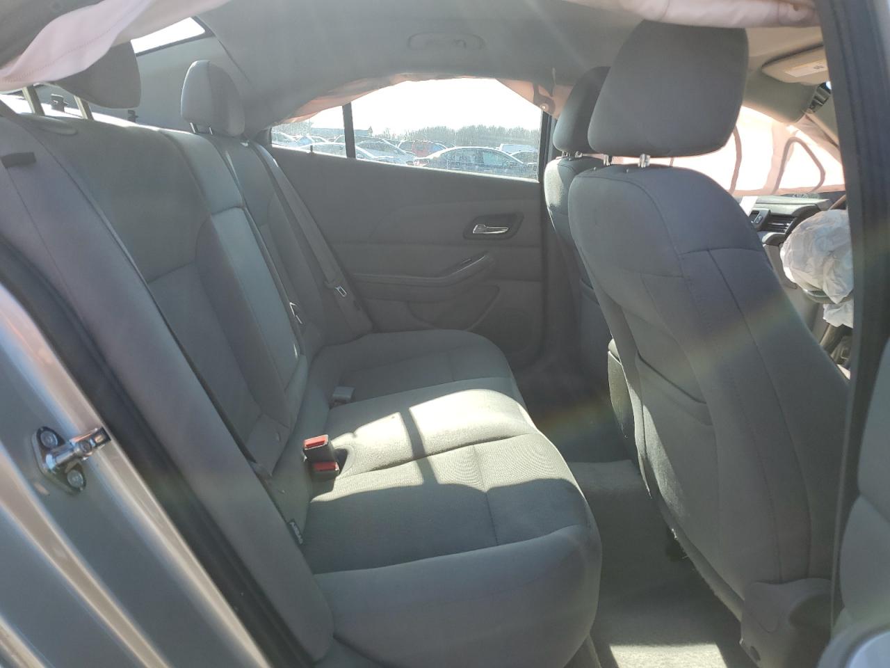 2015 Chevrolet Malibu - Image 11