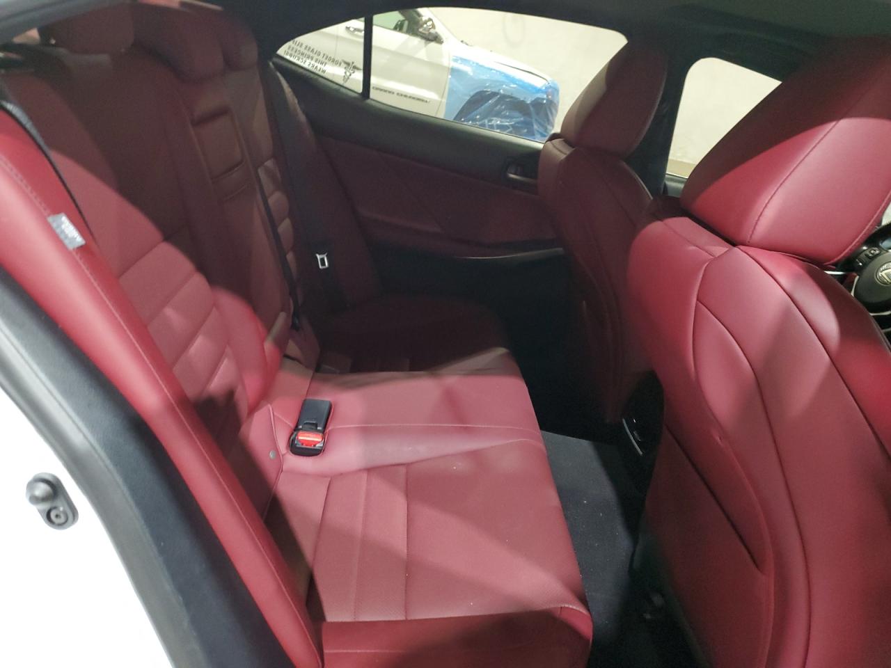 2019 Lexus IS - Image 10