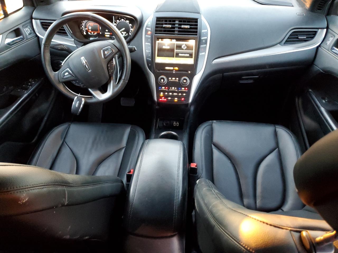2019 Lincoln MKZ - Image 8