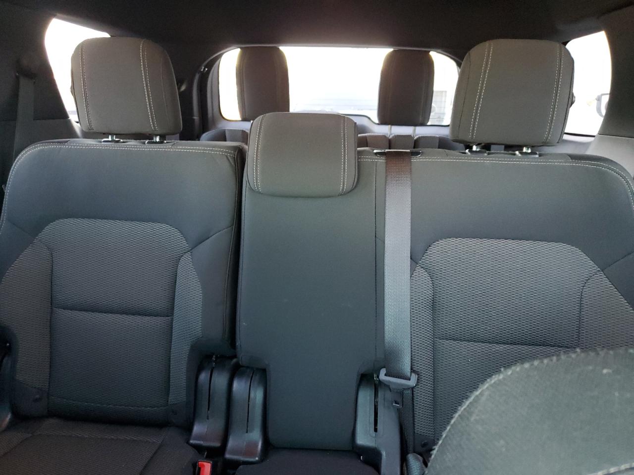 2016 Ford Explorer - Image 10