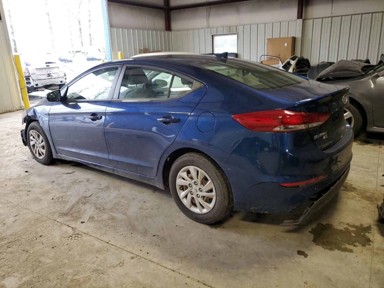 VIN 5NPD74LF4JH371624 2018 HYUNDAI ELANTRA no.2