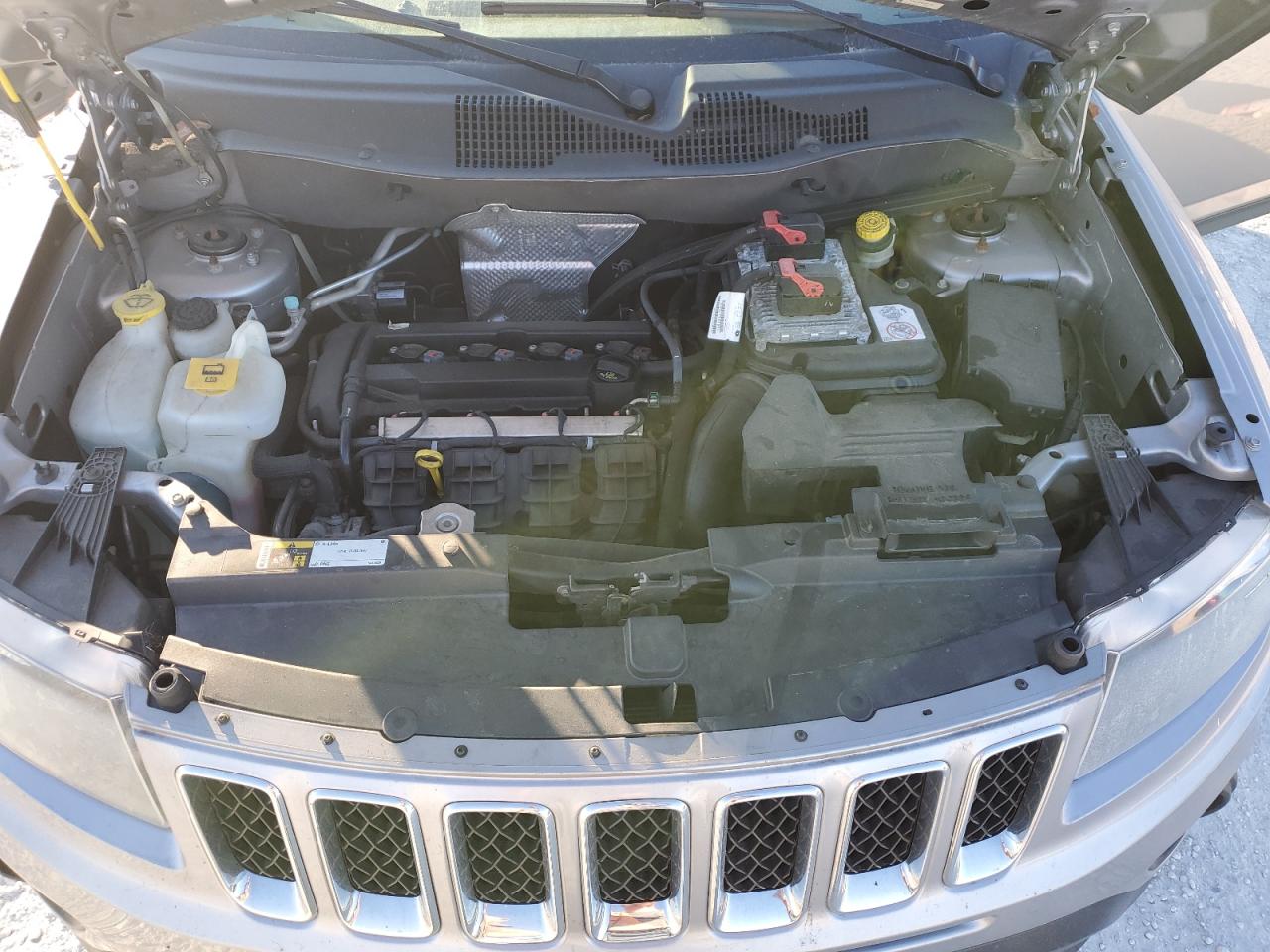 2016 Jeep Compass Sport VIN: 1C4NJCBAXGD621470 Lot: 41618275