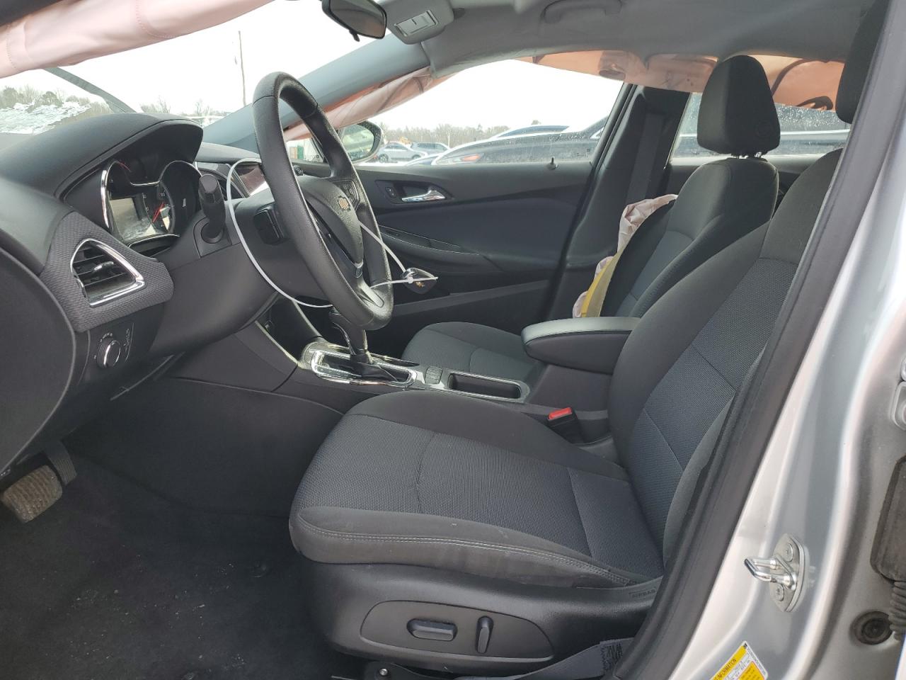 2019 Chevrolet Cruze - Image 7