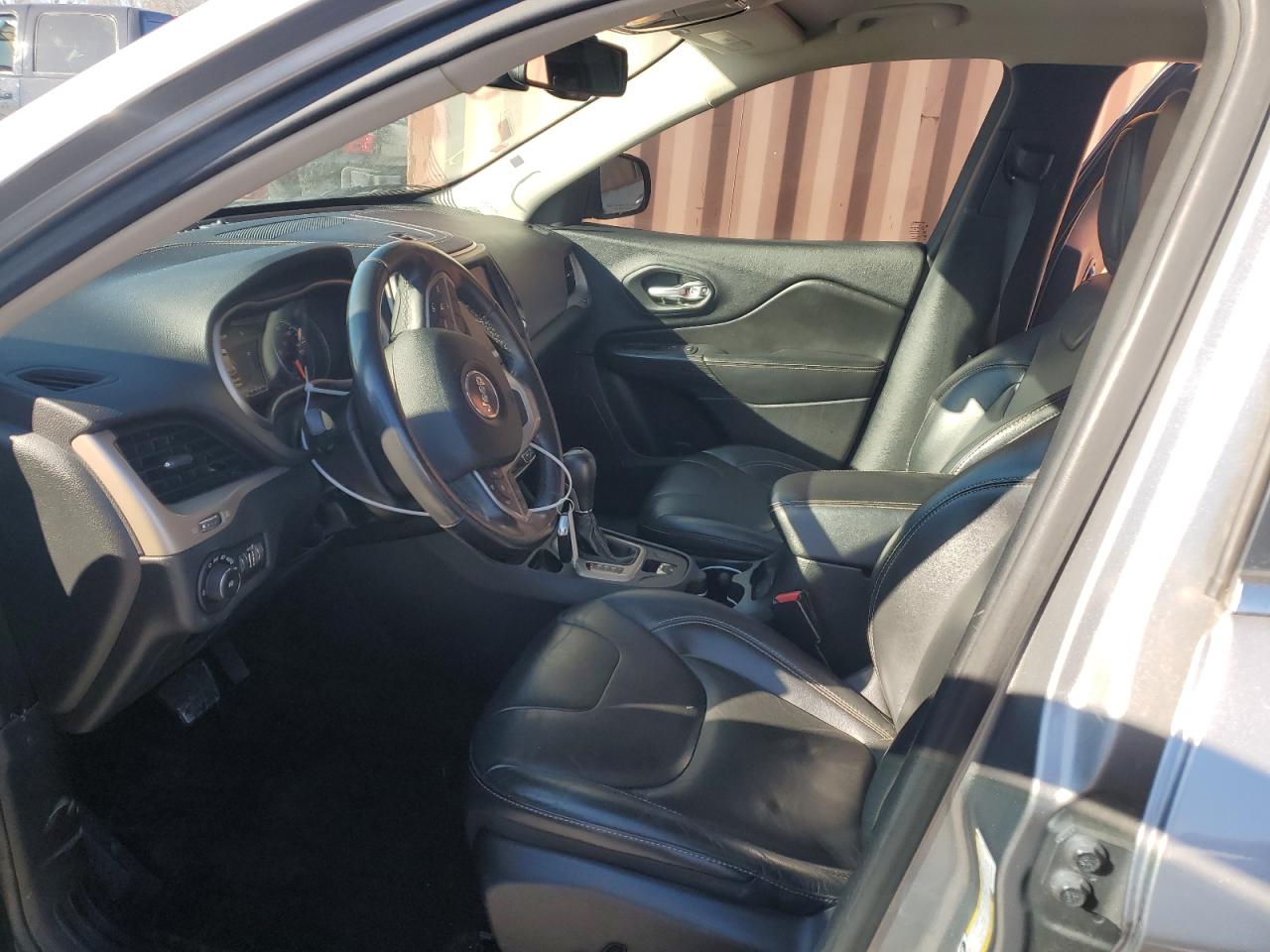 2016 Jeep Grand Cherokee - Image 7