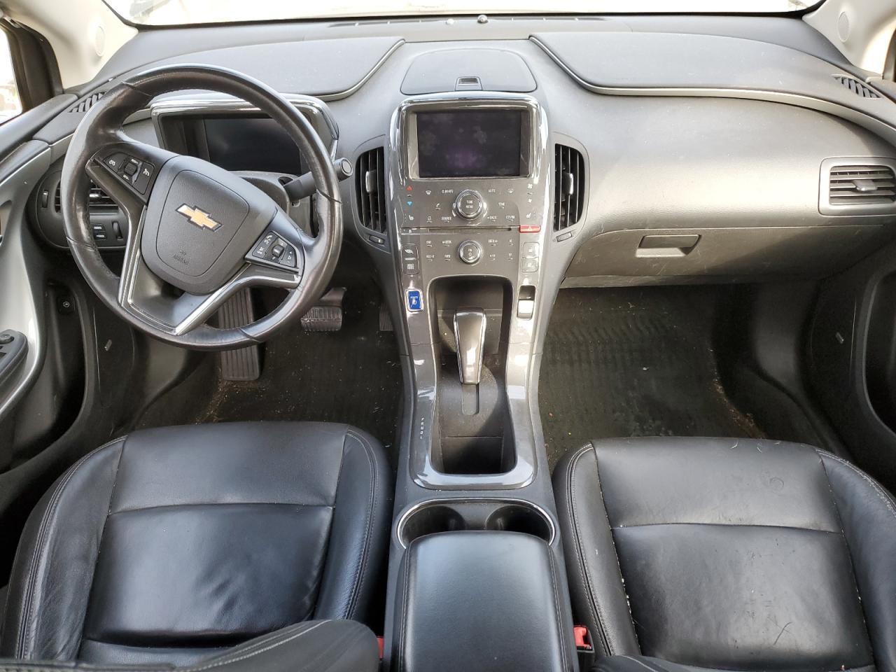 2013 Chevrolet Volt - Image 8