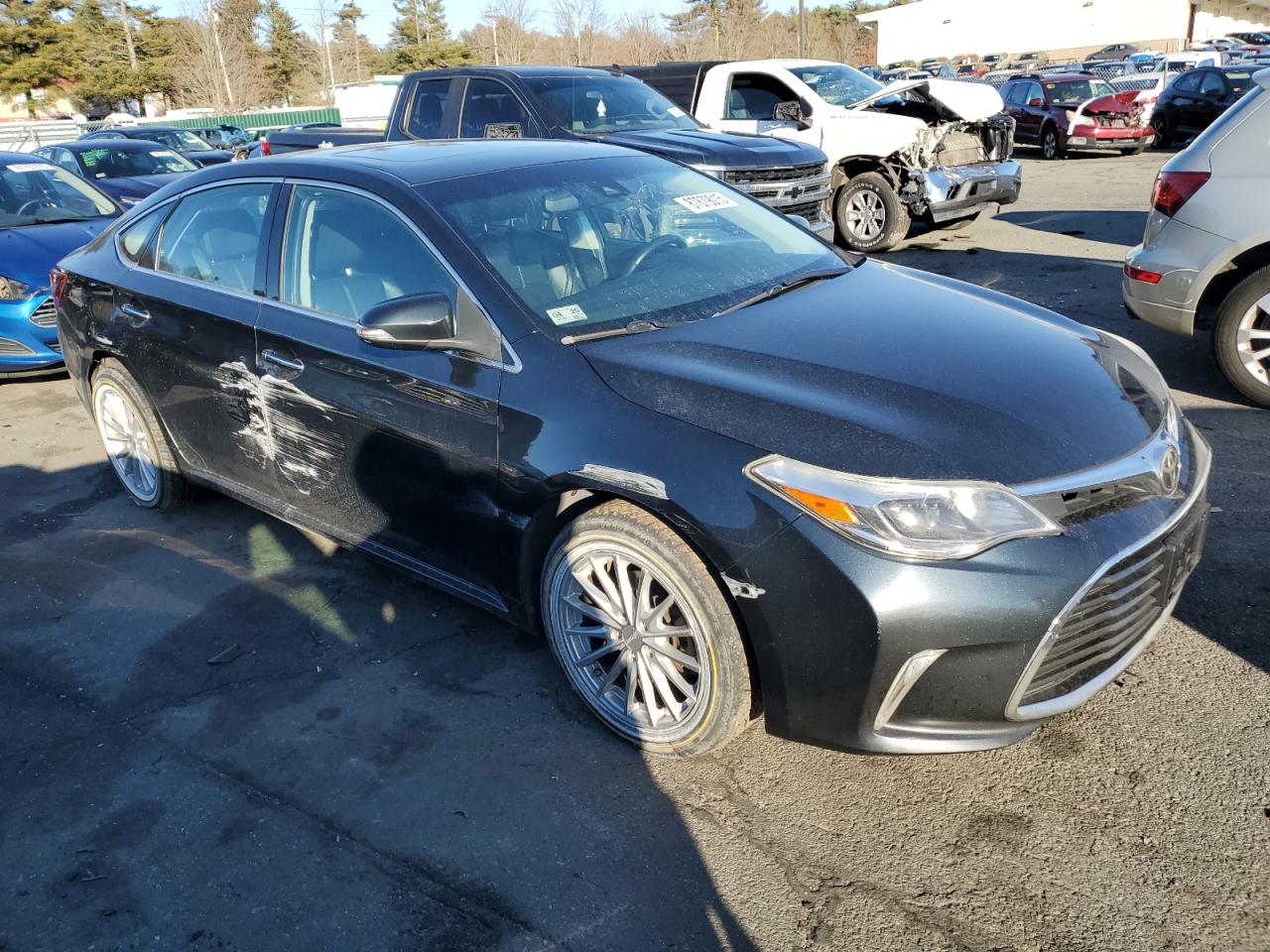 2018 Toyota Avalon - Image 4
