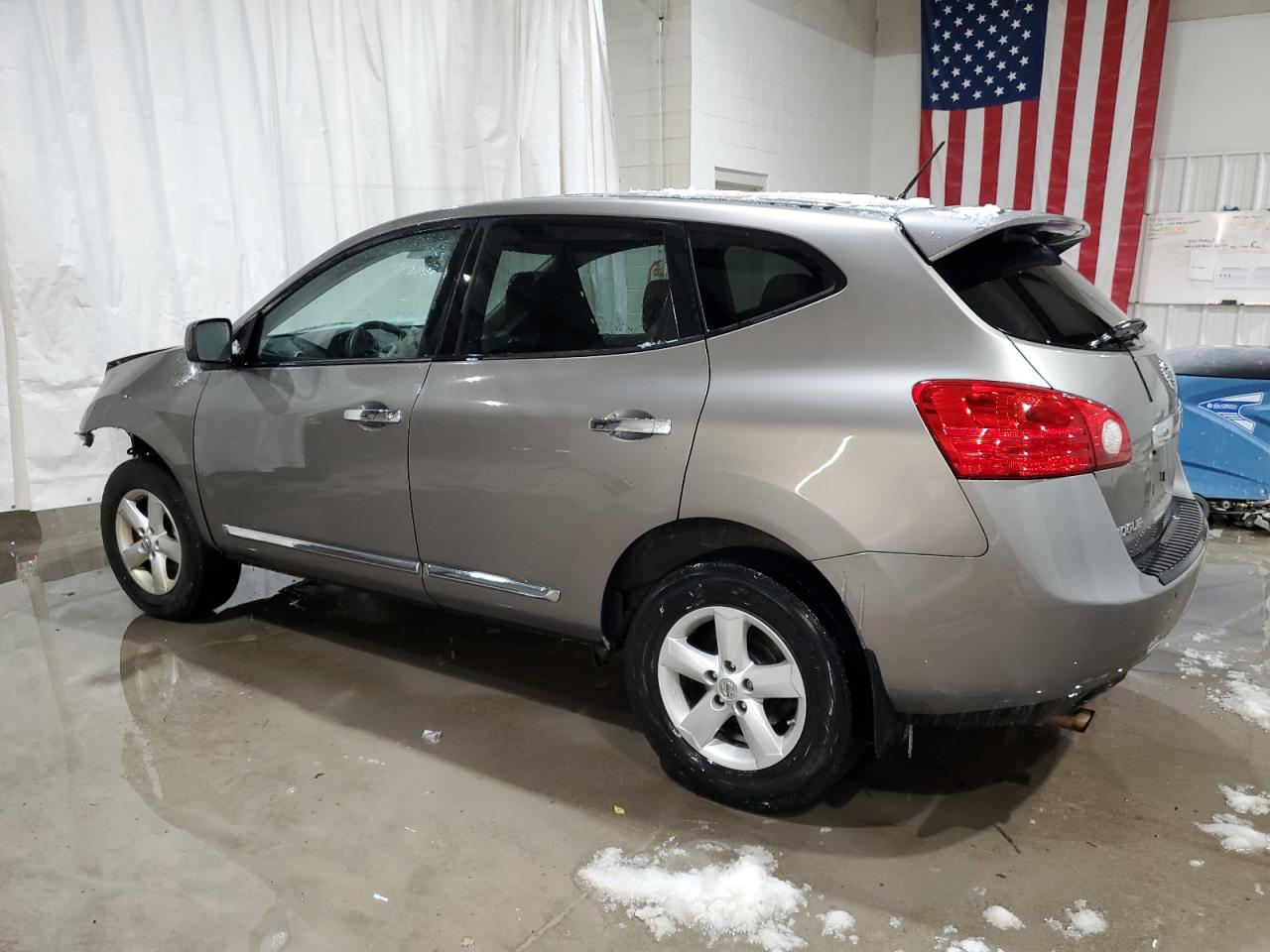 2013 Nissan Rogue - Image 2