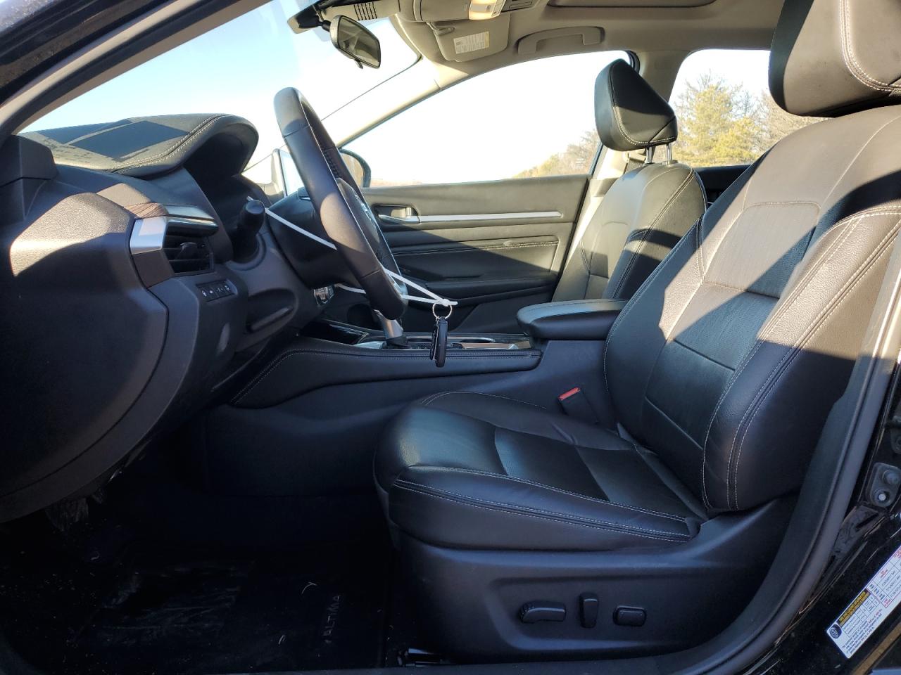 2021 Nissan Altima - Image 7
