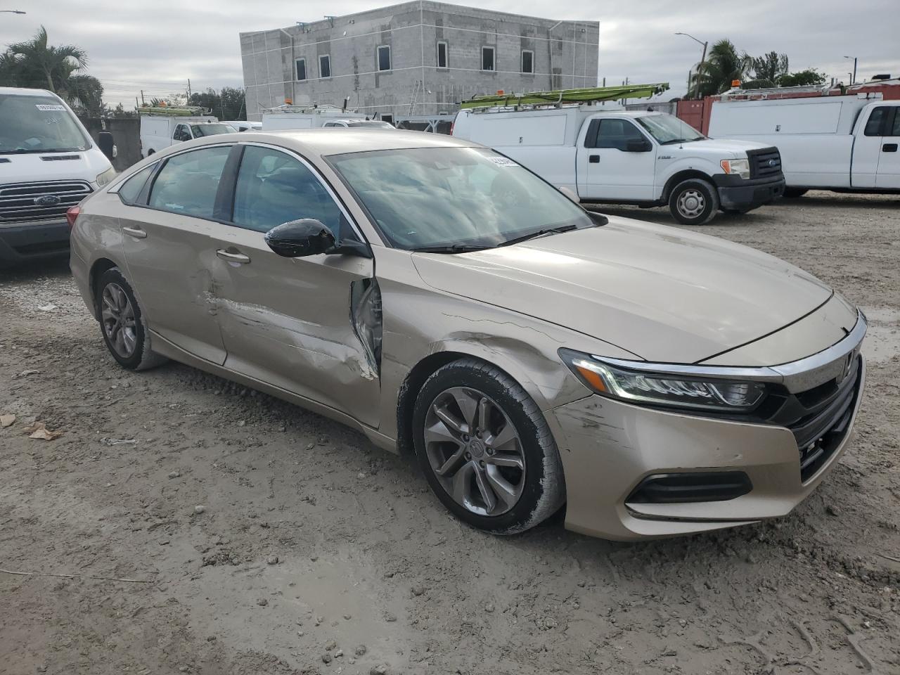 2020 Honda Accord - Image 4