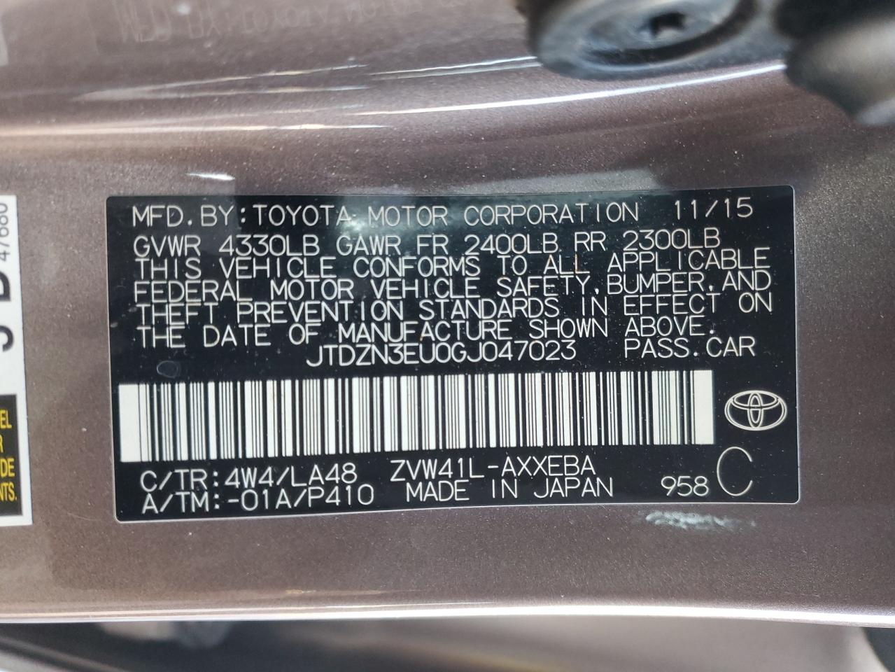 2016 Toyota Prius - Image 12