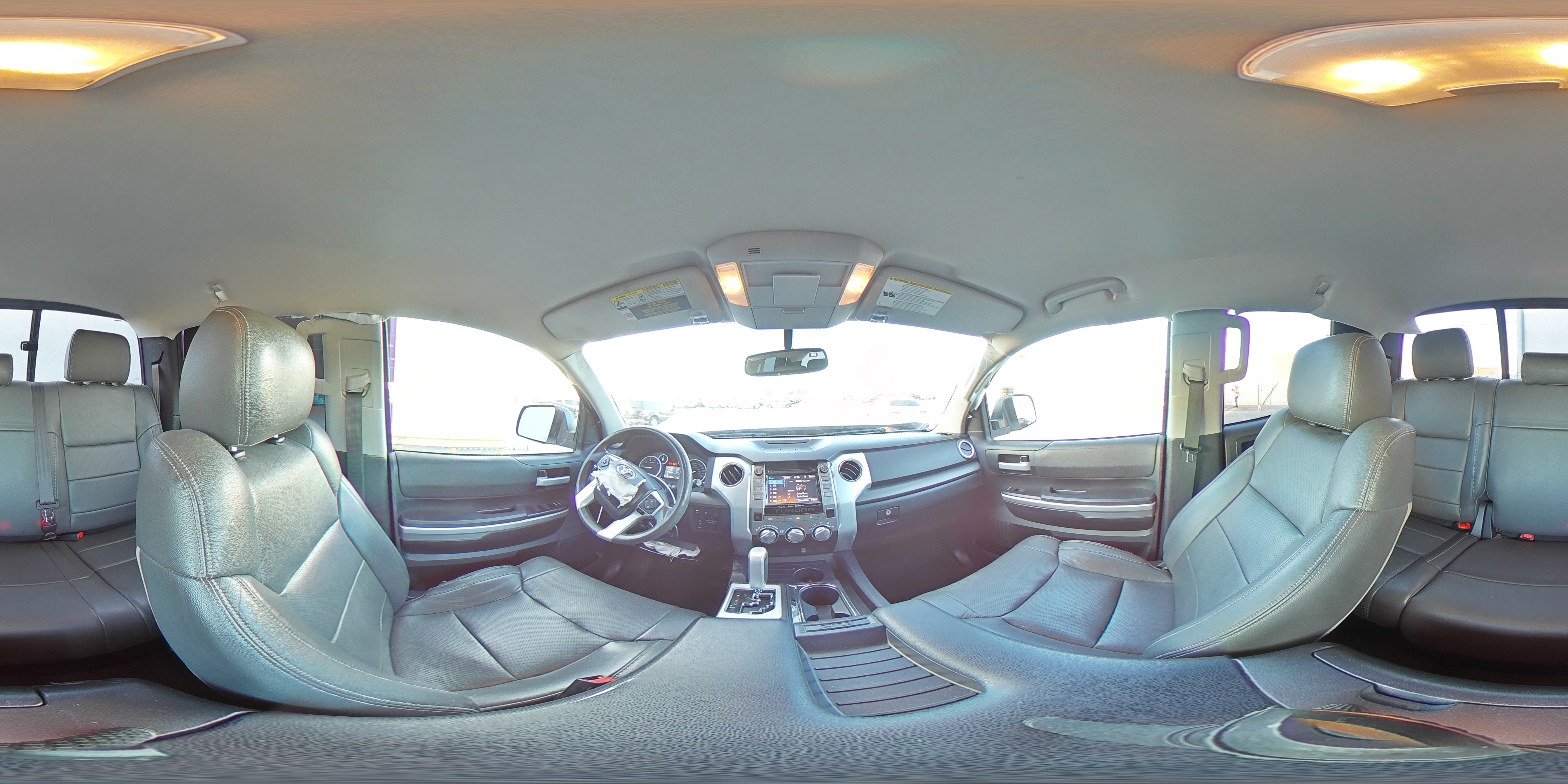 2017 Toyota Tundra - Image 13