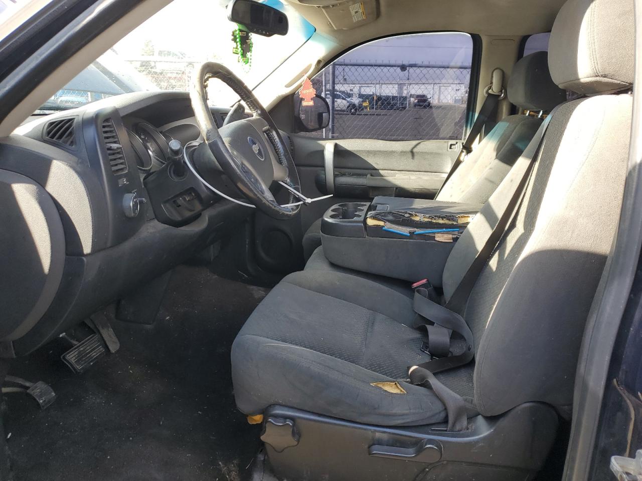 2007 Chevrolet Silverado - Image 7