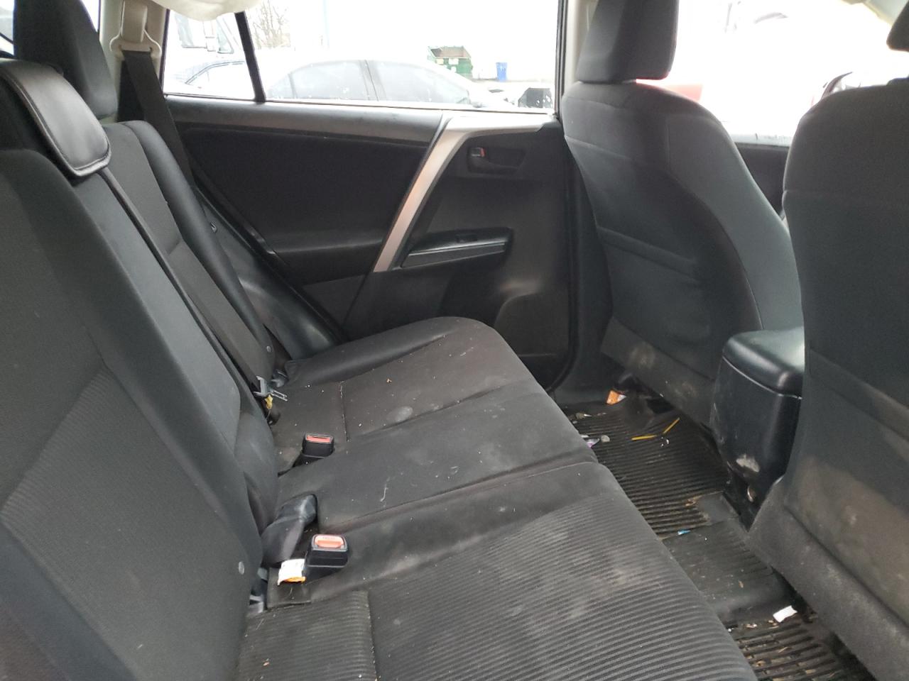 2018 Toyota RAV 4 - Image 10