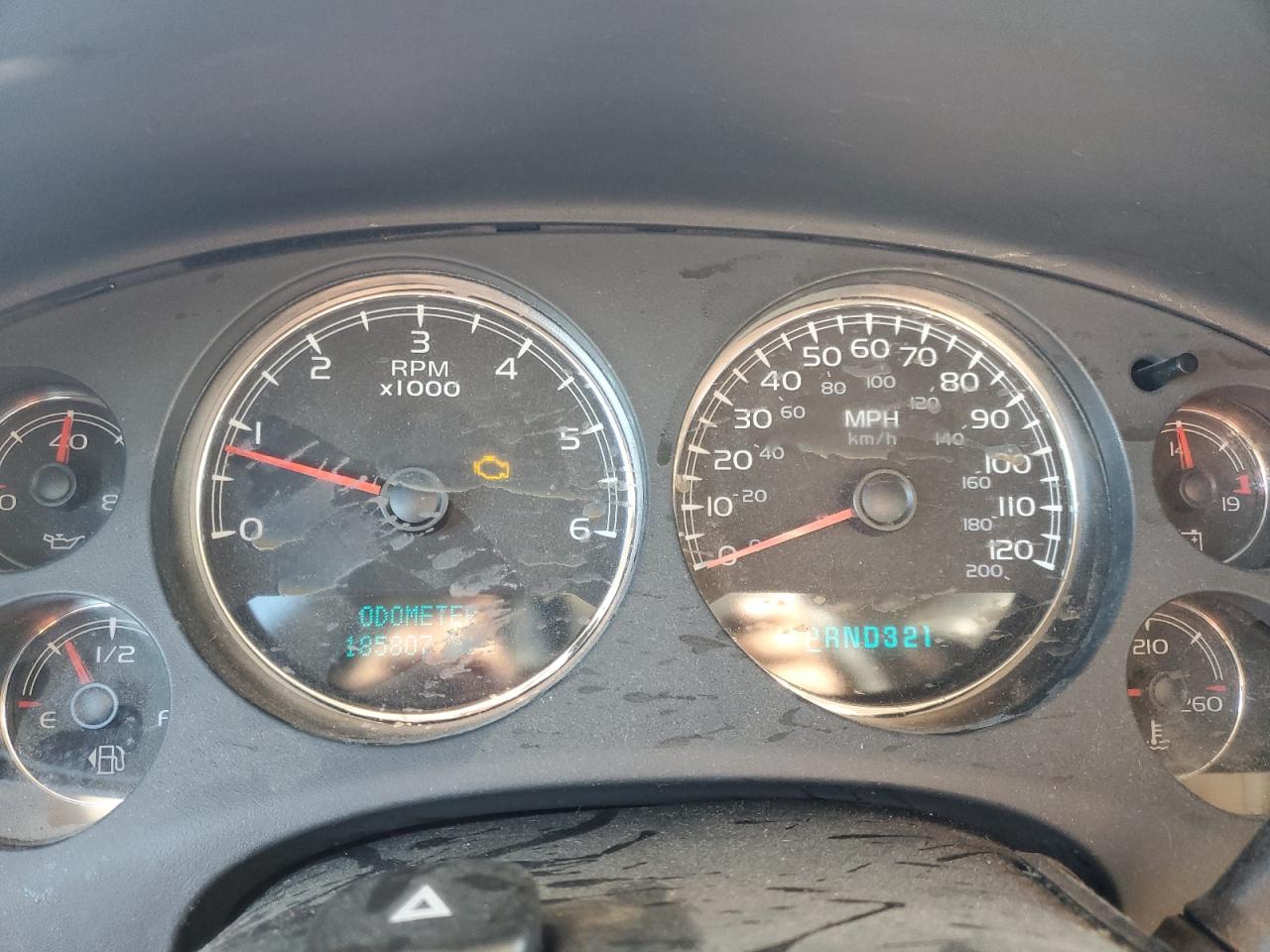 2007 GMC Yukon - Image 9