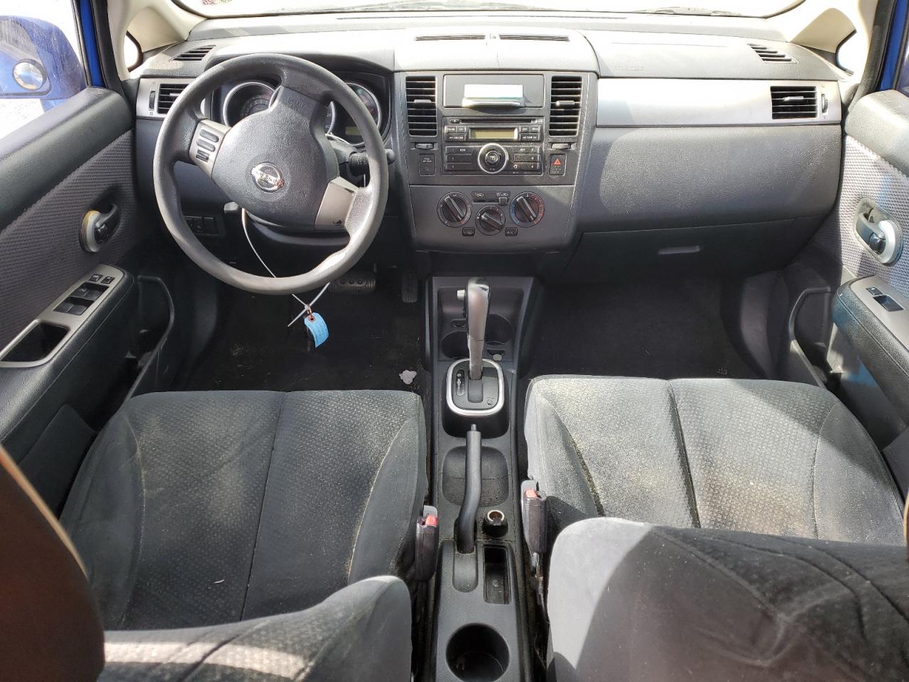 2010 Nissan Versa - Image 8