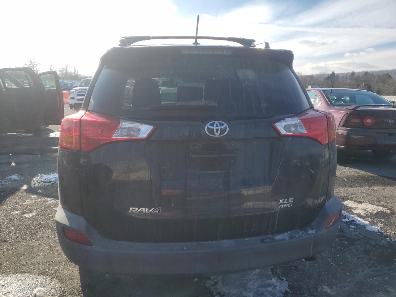 2014 Toyota RAV 4 - Image 6