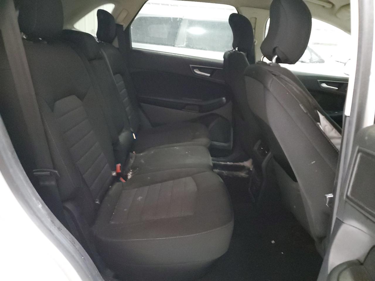2016 Ford Edge - Image 11