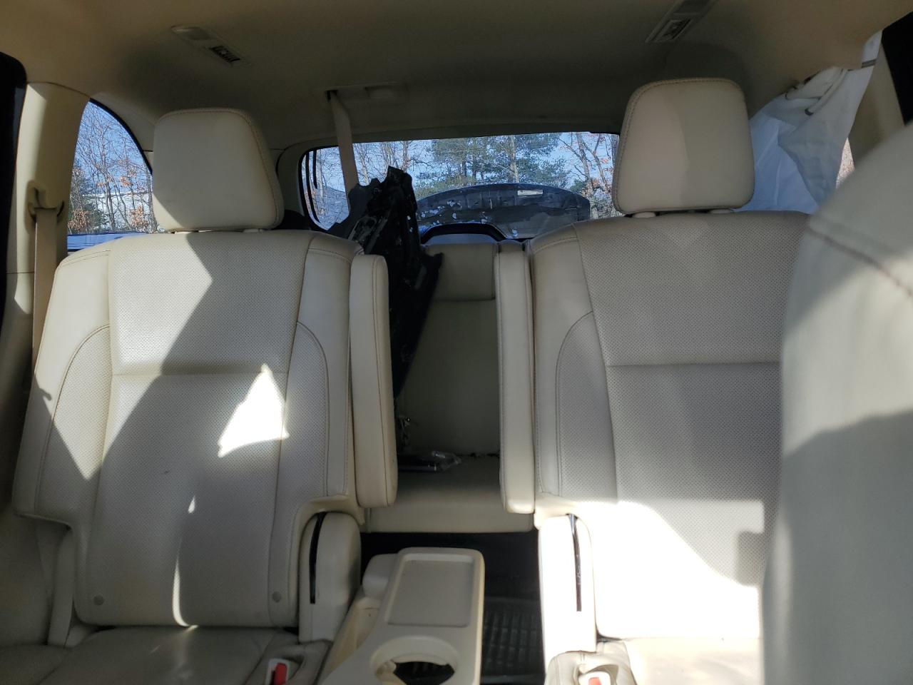 2015 Toyota Highlander - Image 10