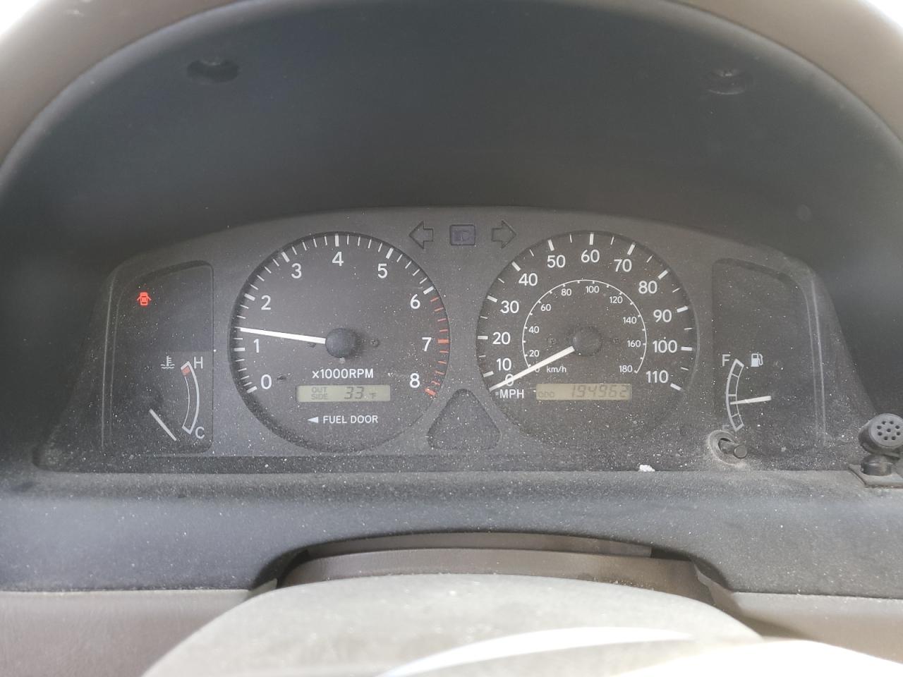 2002 Toyota Corolla - Image 9