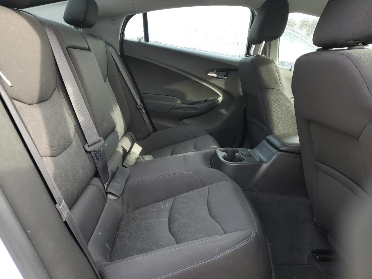 2017 Chevrolet Volt - Image 10