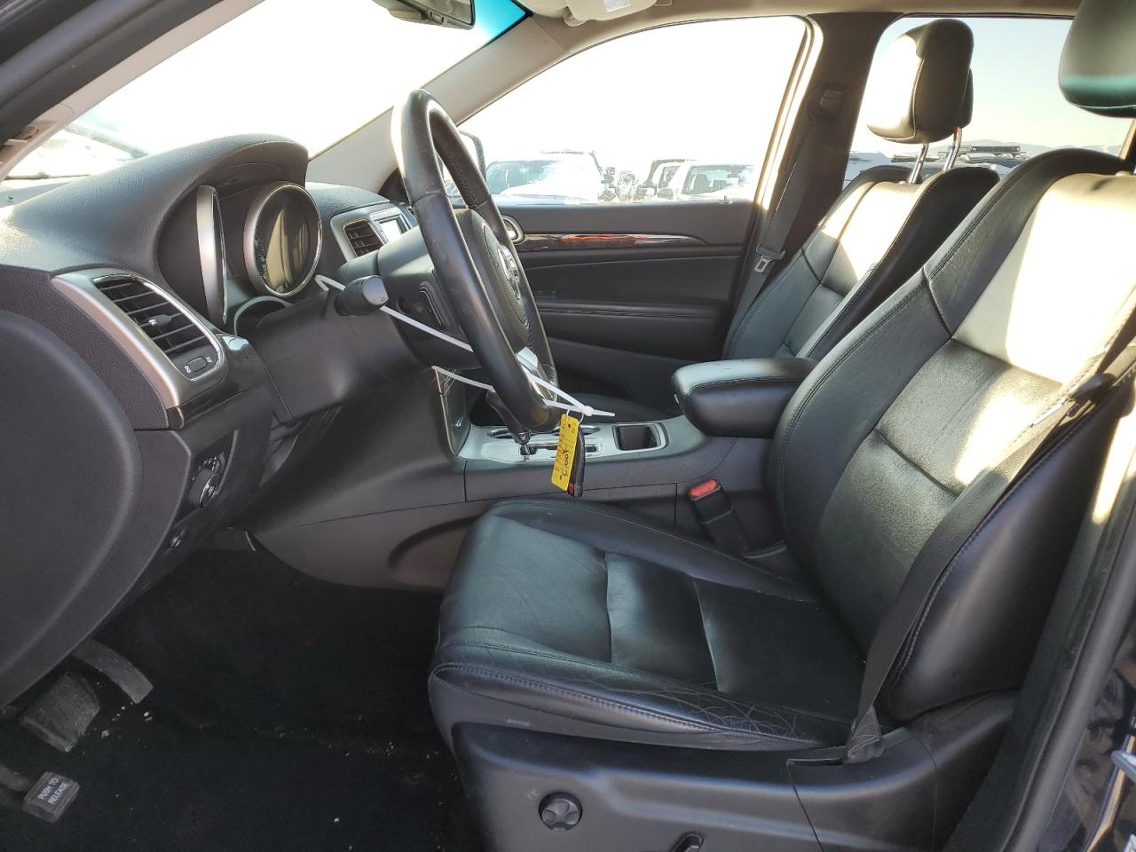2011 Jeep Grand Cherokee - Image 7