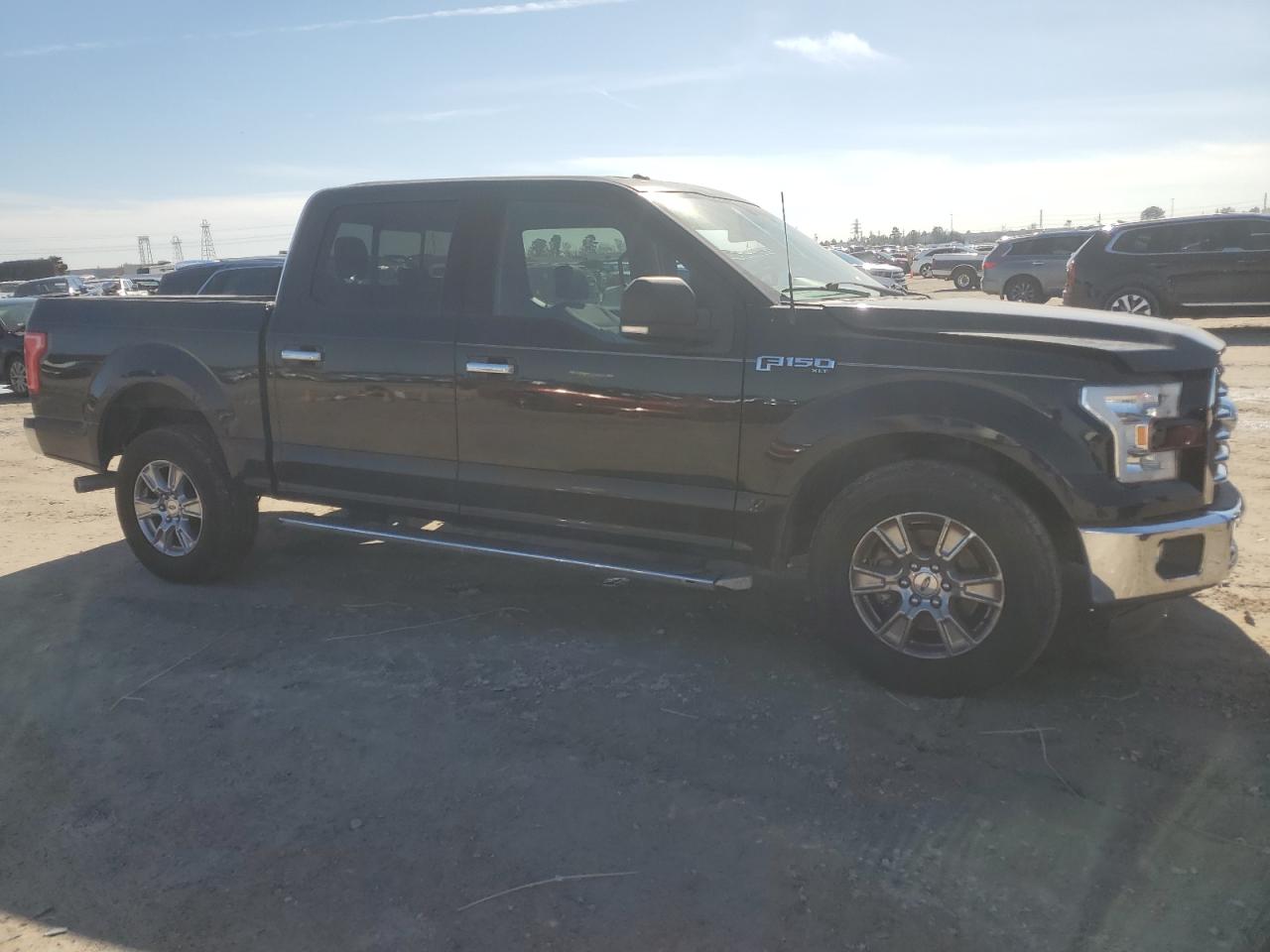 2015 Ford F-150 - Image 4