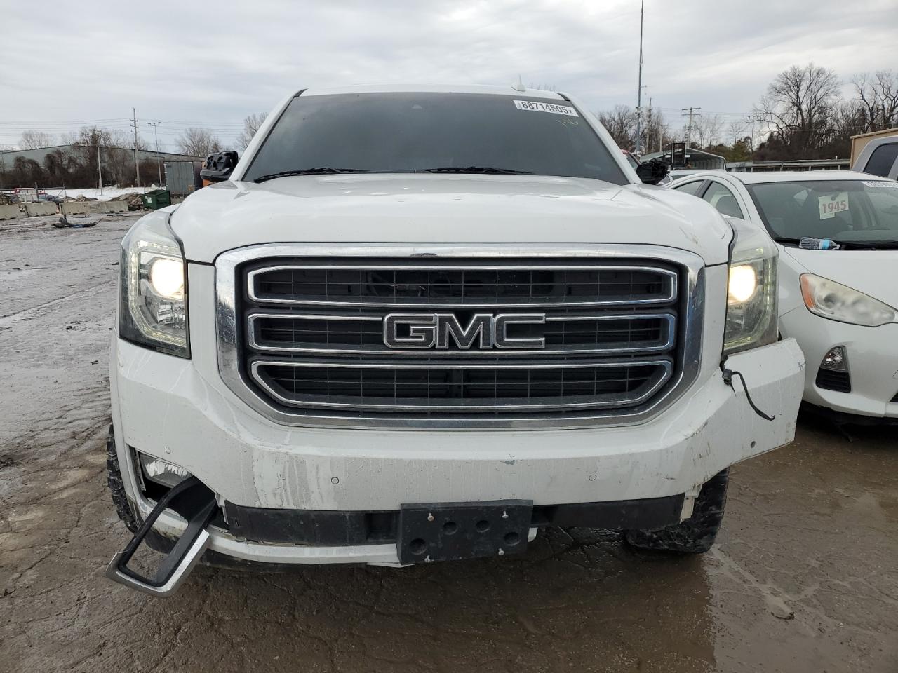 2019 GMC Yukon - Image 5