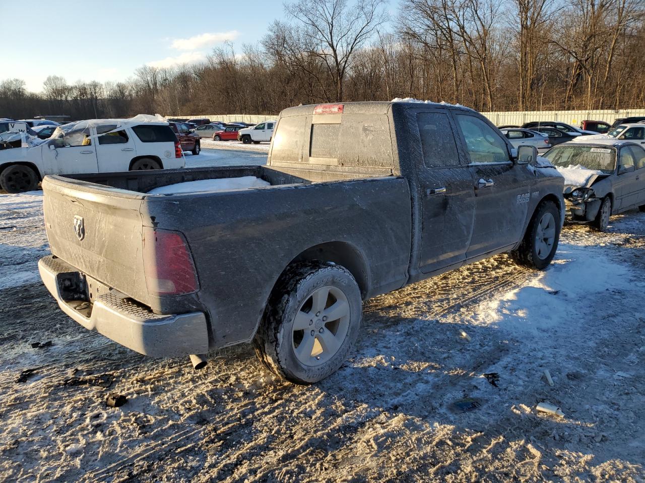 2015 RAM 1500 - Image 3