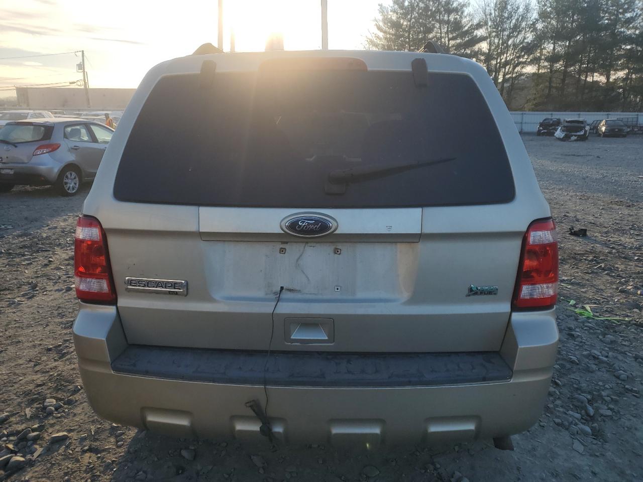 2010 Ford Escape - Image 6