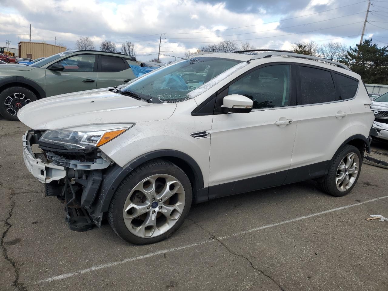 VIN 1FMCU0J93DUD51039 2013 FORD ESCAPE no.1