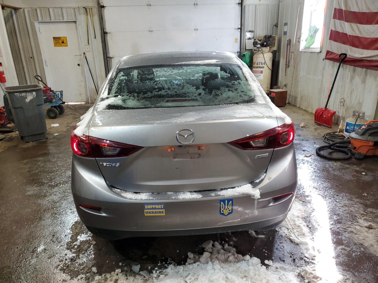 2016 Mazda 3 - Image 6