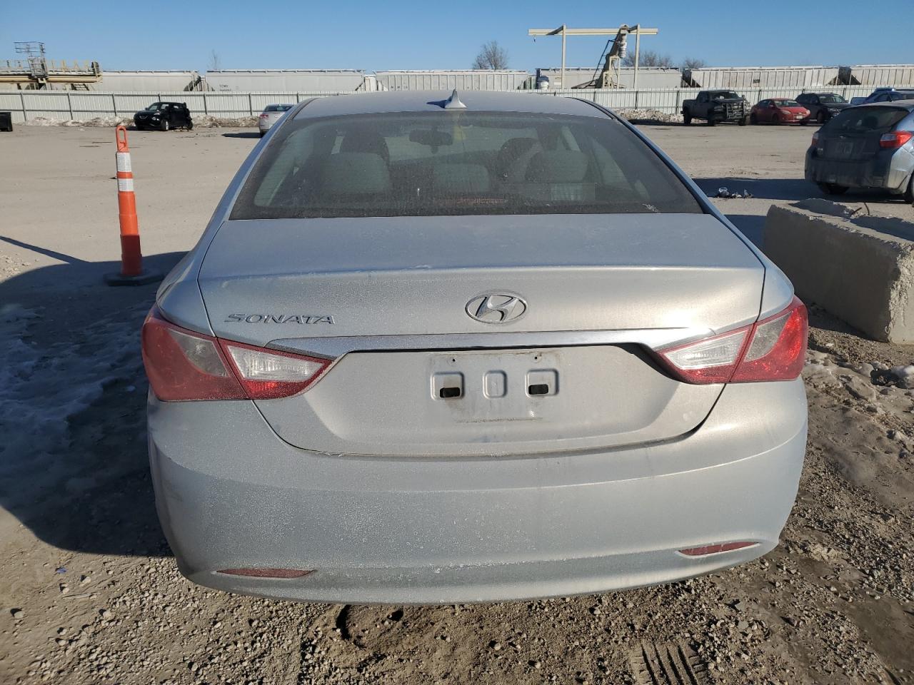 2012 Hyundai Sonata - Image 6
