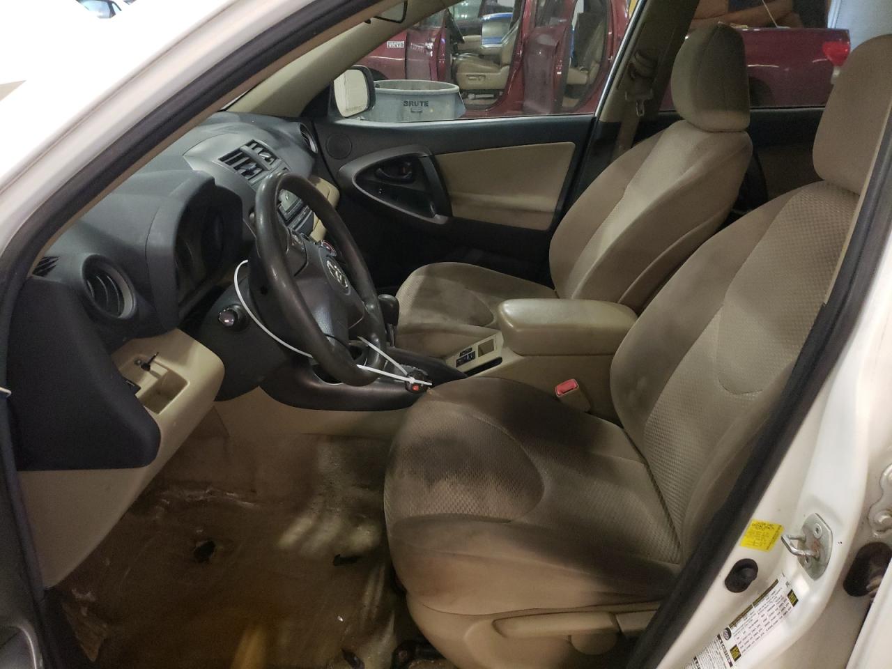 2012 Toyota RAV 4 - Image 7