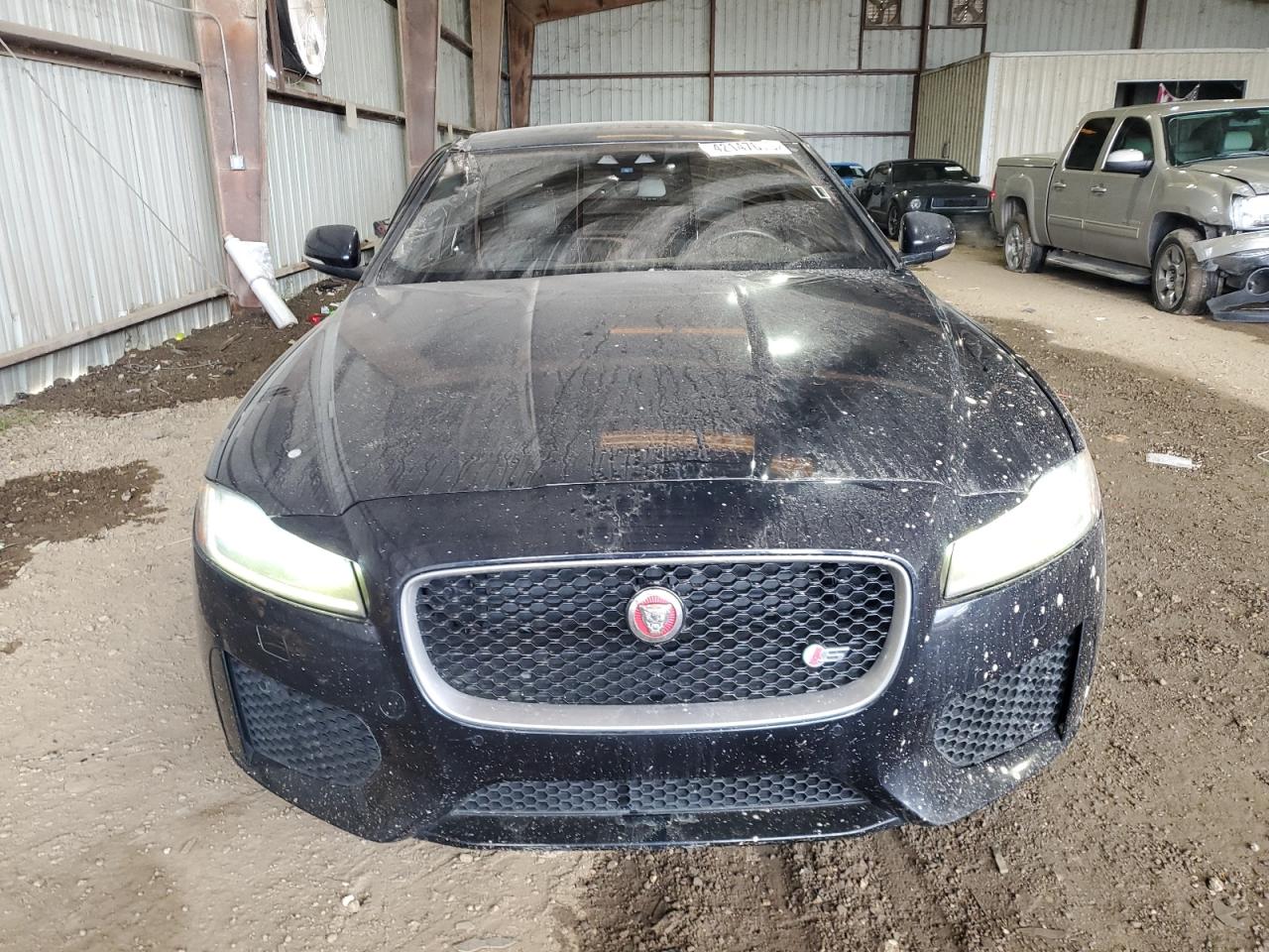 2017 Jaguar XF - Image 5
