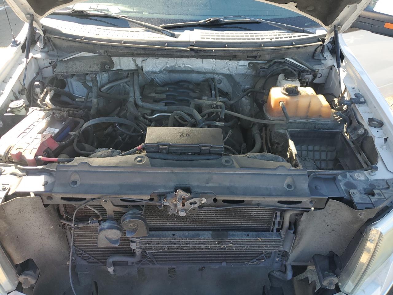2011 Ford F-150 - Image 11