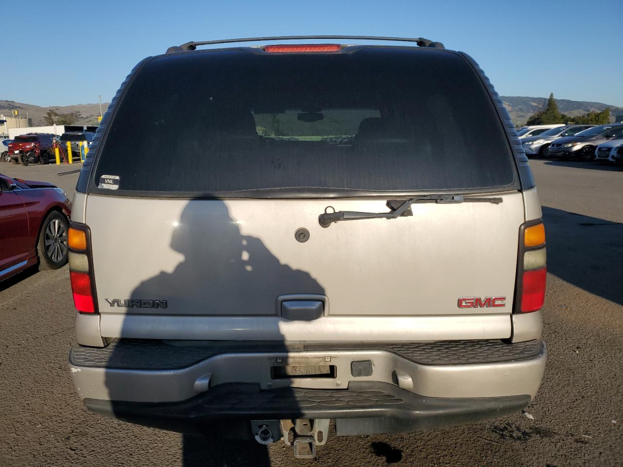 2004 GMC Yukon - Image 6