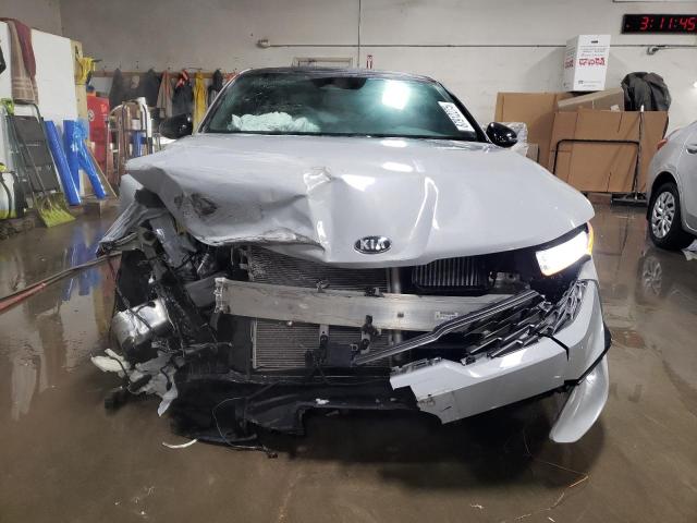  KIA K5 2021 Серый