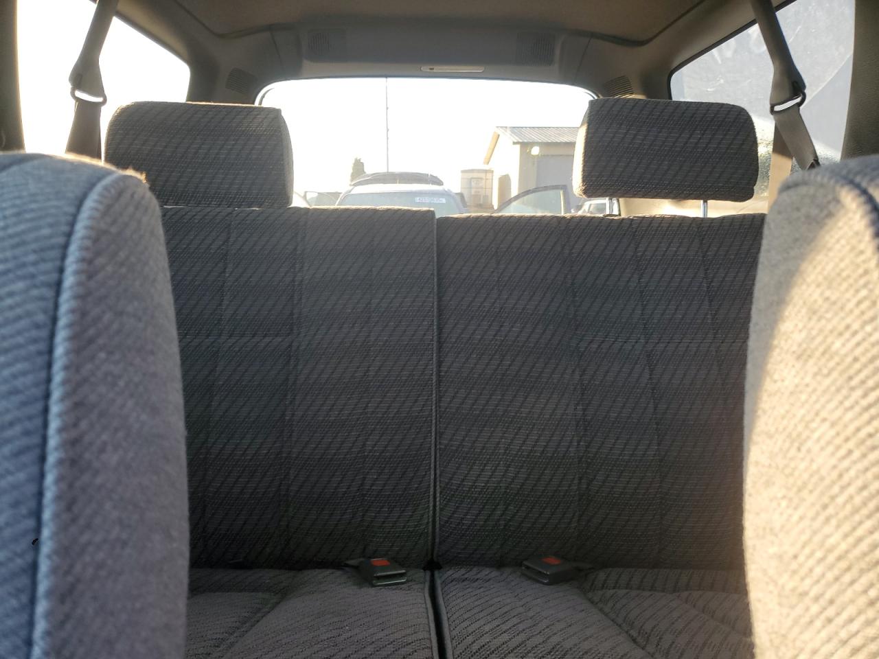1993 Toyota 4Runner - Image 10