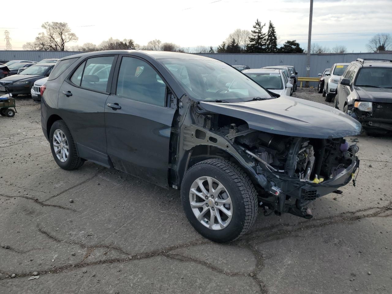 2020 Chevrolet Equinox - Image 4