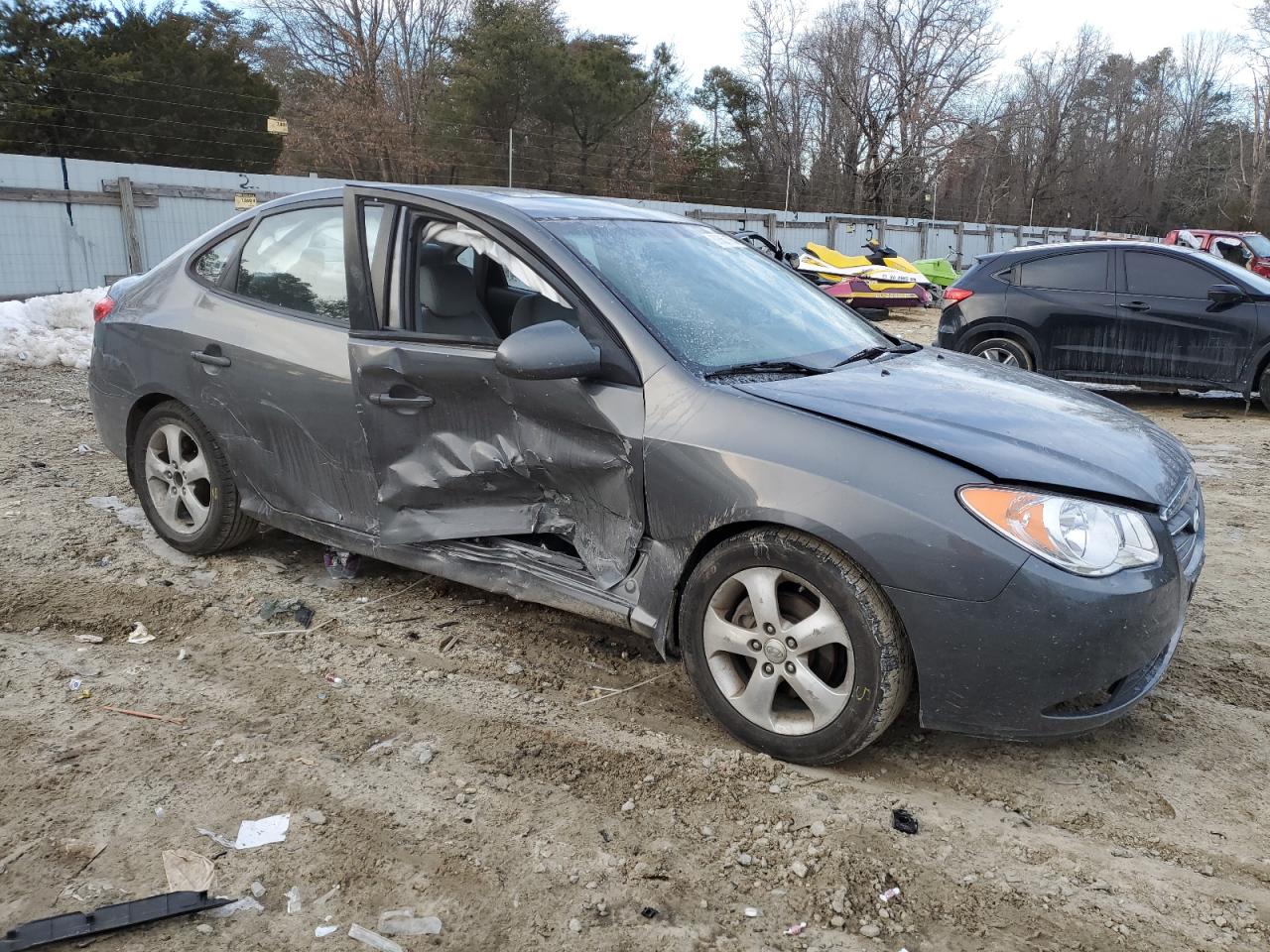 2009 Hyundai Elantra - Image 4