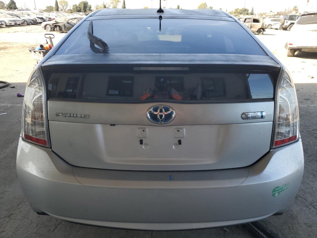 2012 Toyota Prius - Image 6