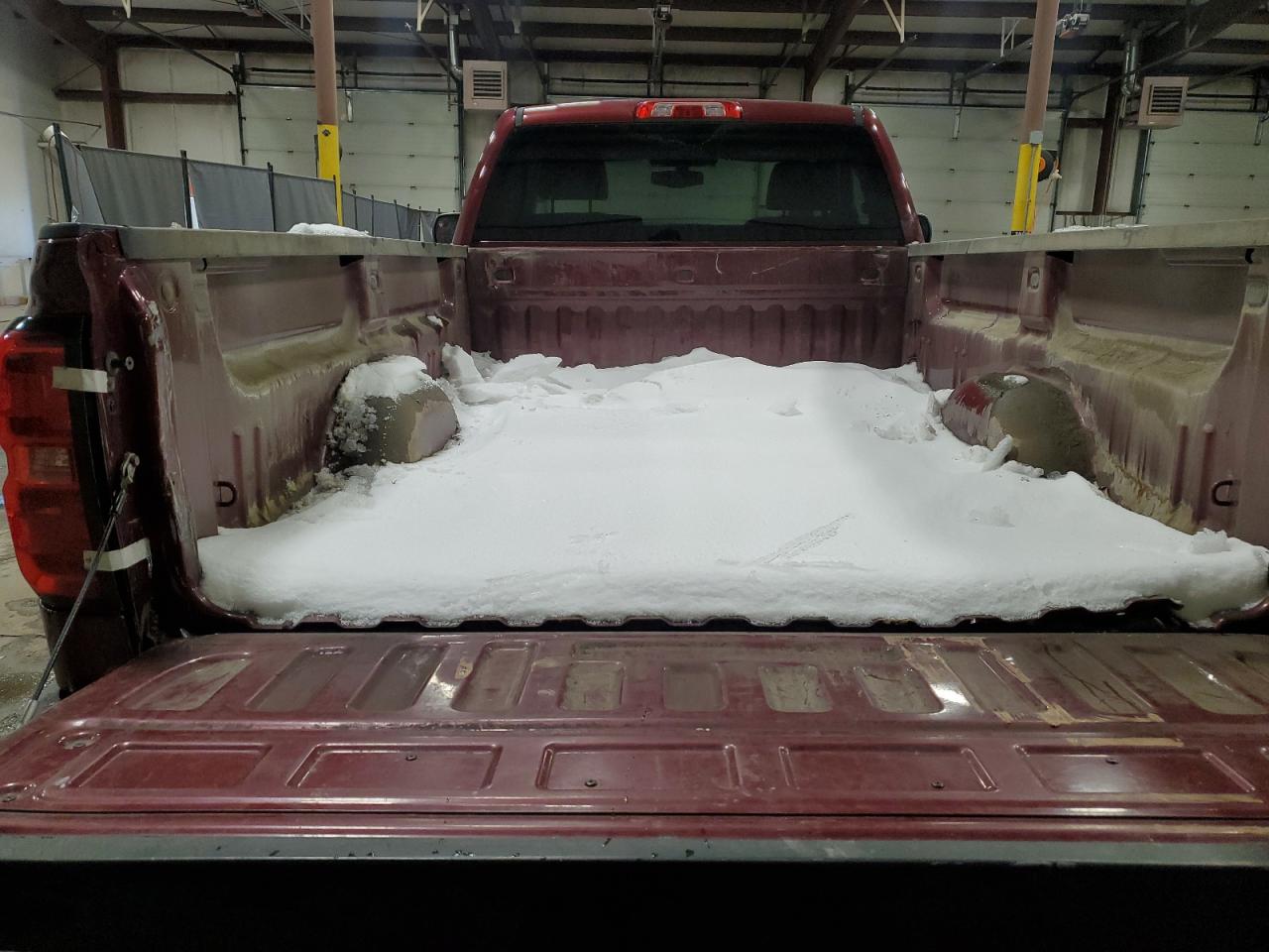 2015 Chevrolet Silverado - Image 10