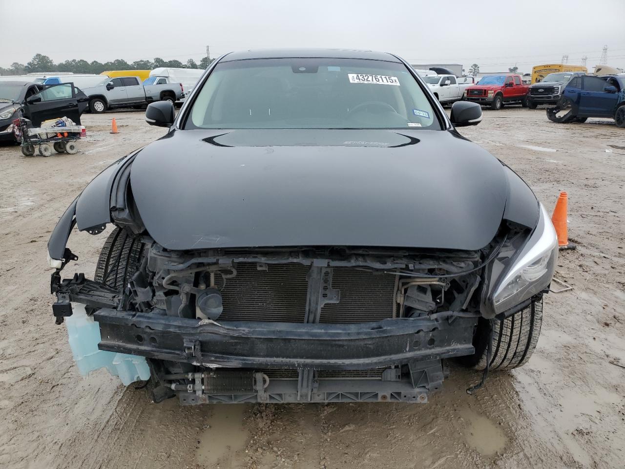 2018 Infiniti Q70 - Image 5