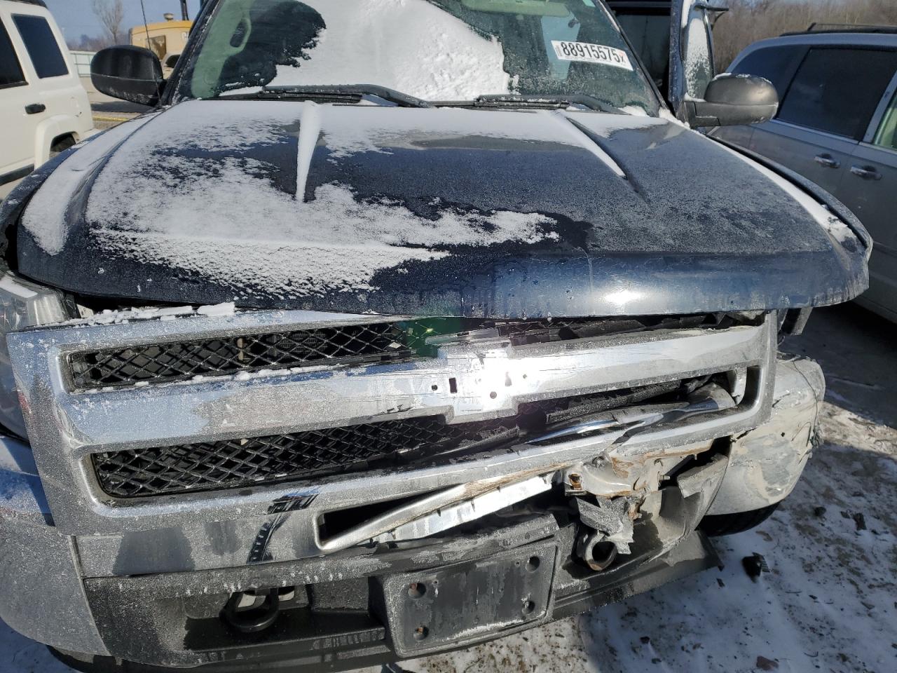 2012 Chevrolet Silverado - Image 11