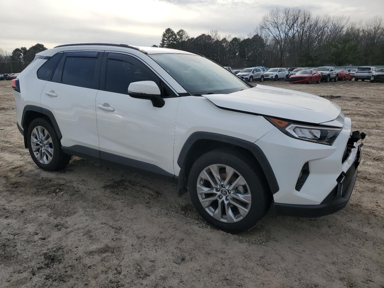 2019 Toyota RAV 4 - Image 4