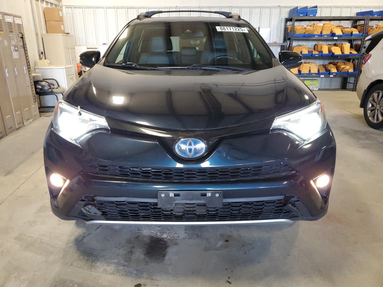 VIN JTMJJREV4HD112413 2017 TOYOTA RAV4 no.5