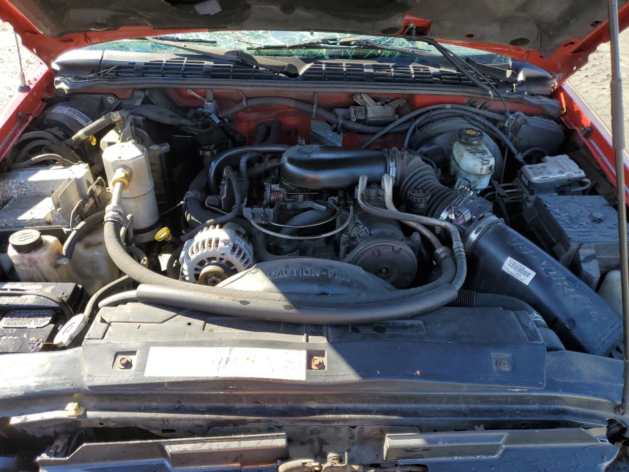 2003 Chevrolet S-10 Pickup - Image 11