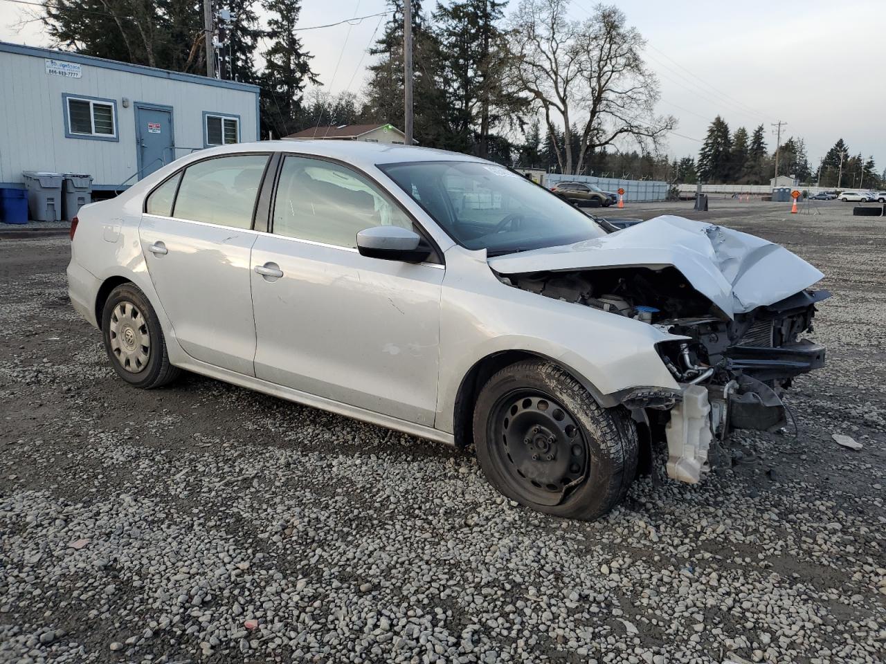 2017 Volkswagen Jetta - Image 4